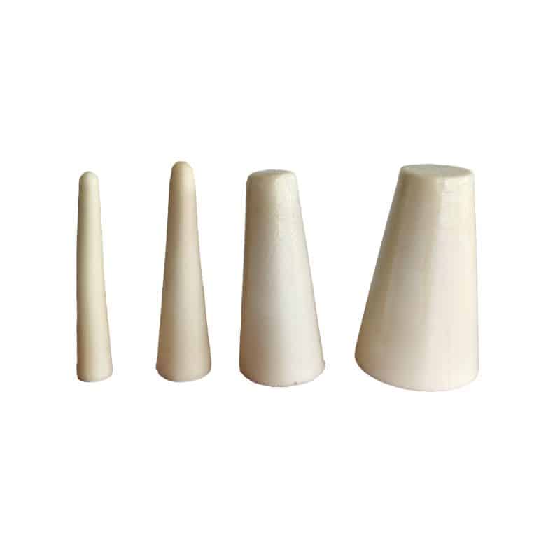 Pinoches coniques anti-fuite en polyuréthane, lot de 4. Une solution pratique pour colmater temporairement les fuites sur contenants et conduites.